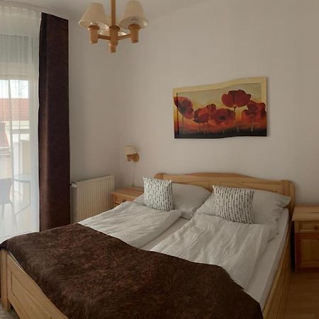 Konig Apartman Iii. Hévíz Exterior foto